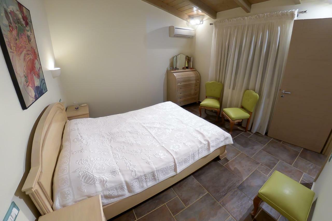 Patras Luxury Seaside Houseヴィラ エクステリア 写真