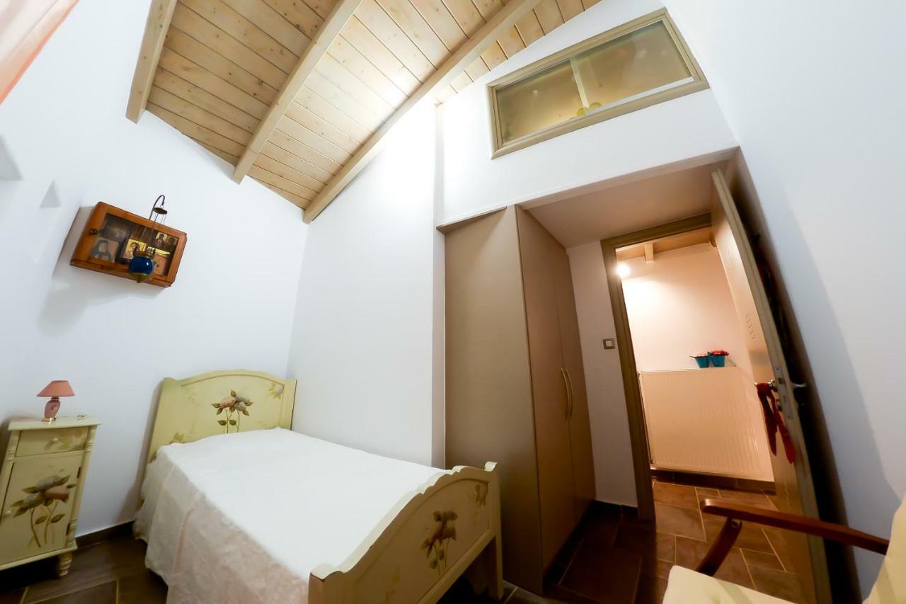 Patras Luxury Seaside Houseヴィラ エクステリア 写真