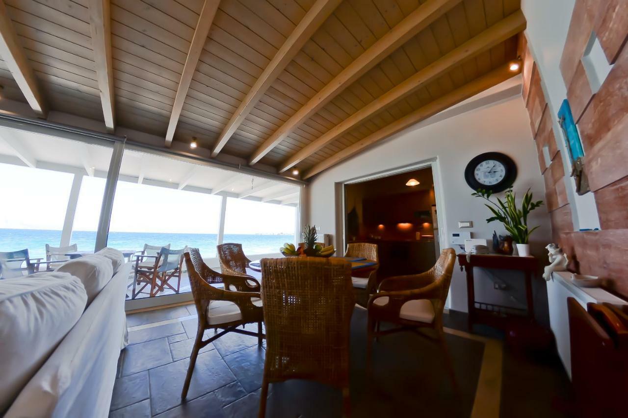 Patras Luxury Seaside Houseヴィラ エクステリア 写真