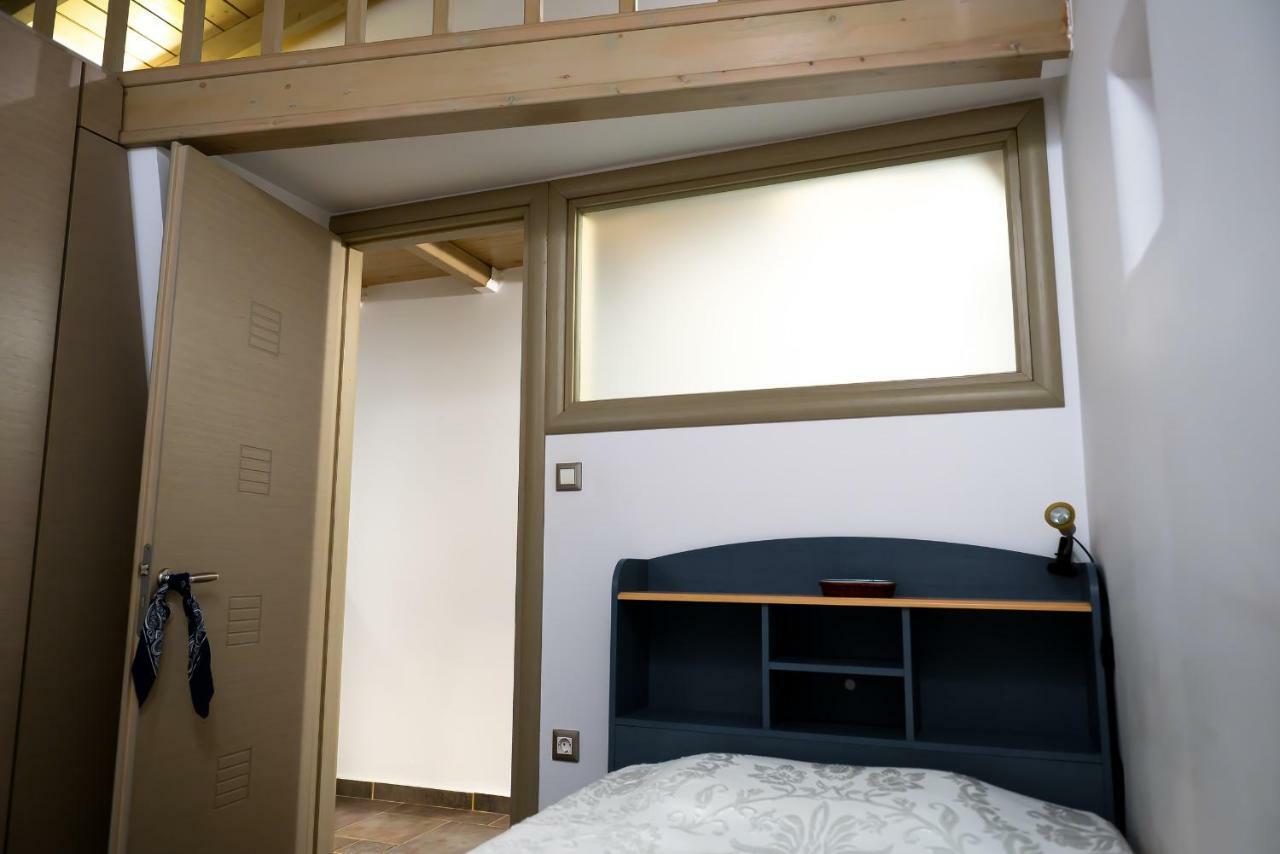 Patras Luxury Seaside Houseヴィラ エクステリア 写真