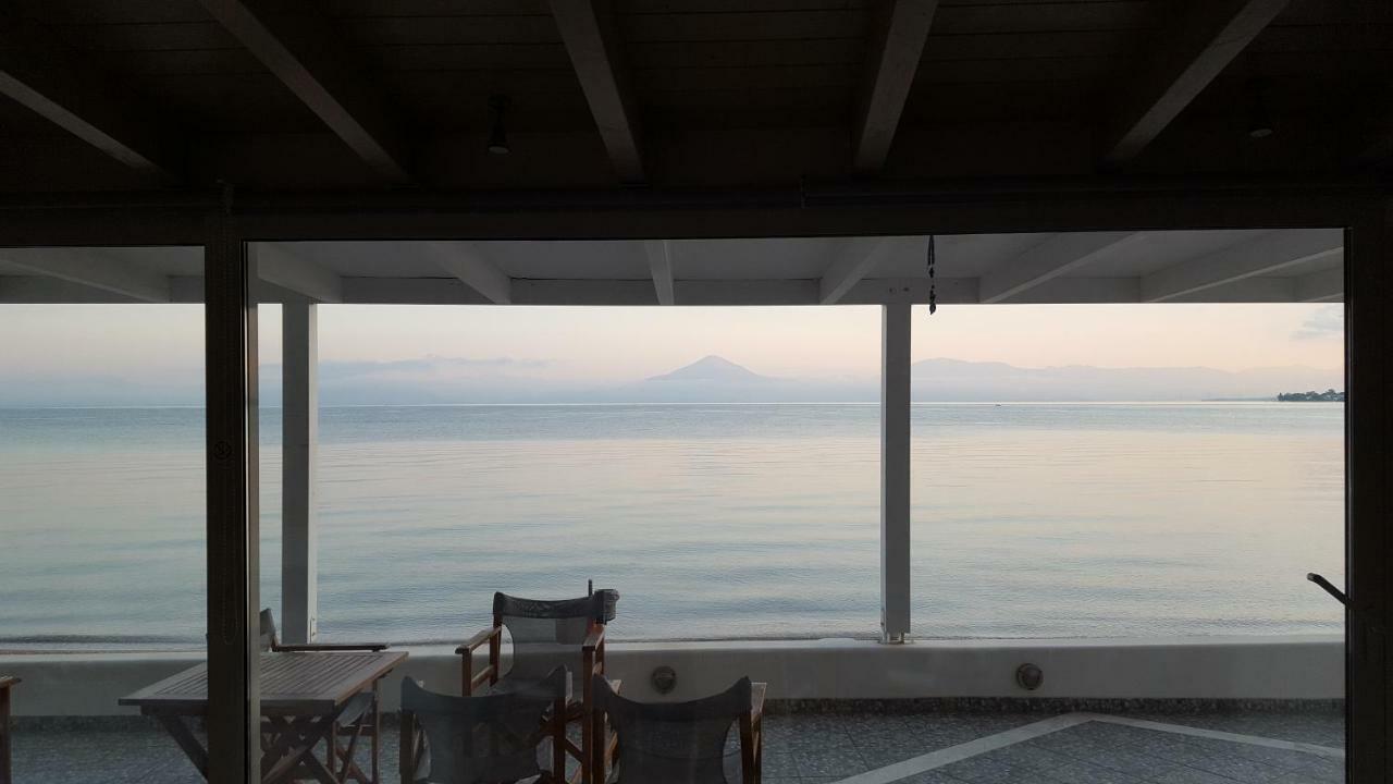 Patras Luxury Seaside Houseヴィラ エクステリア 写真